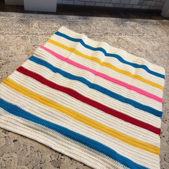 Handmade VTG White Pink Yellow Blue Afghan Blanket Soft Retro 34 in x 35 in - Picture 3 of 6